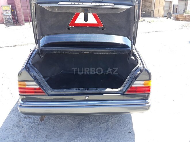 Mercedes E 230 1991, 520,000 km - 2.3 l - Bakı