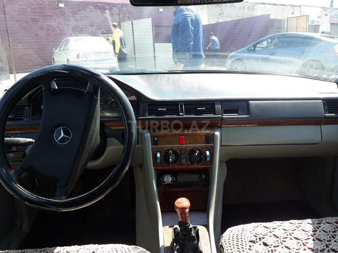 Mercedes E 230 1991, 520,000 km - 2.3 l - Bakı