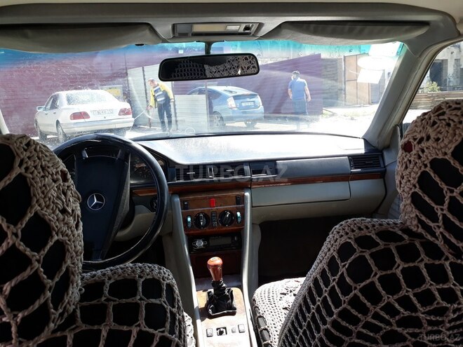 Mercedes E 230 1991, 520,000 km - 2.3 l - Bakı