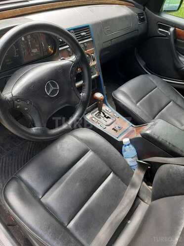 Mercedes C 230 1998, 330,000 km - 2.3 l - Bakı