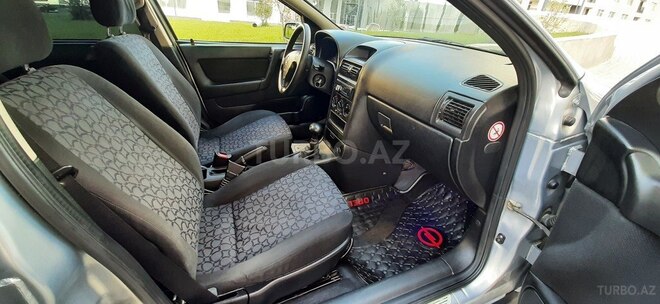 Opel Astra 1999, 210,600 km - 1.6 л - Bakı