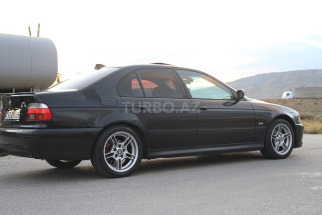 BMW 530 2001, 210,000 km - 3.0 л - Bakı