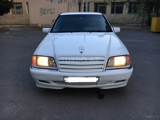 Mercedes C 230 1998, 297,000 km - 2.3 l - Sumqayıt