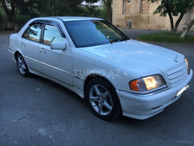Mercedes C 230 1998, 297,000 km - 2.3 l - Sumqayıt