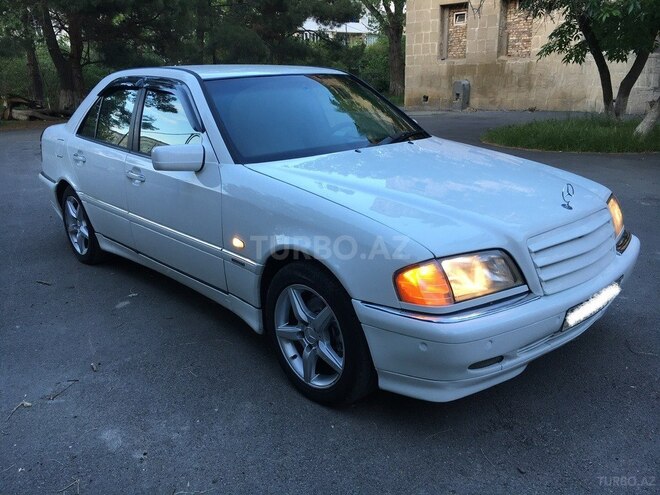 Mercedes C 230 1998, 297,000 km - 2.3 l - Sumqayıt