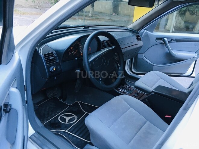 Mercedes C 230 1998, 297,000 km - 2.3 l - Sumqayıt