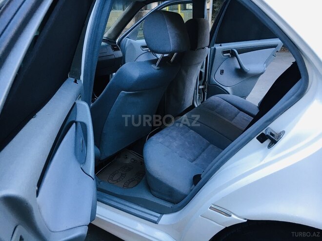 Mercedes C 230 1998, 297,000 km - 2.3 l - Sumqayıt