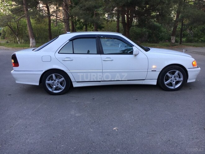 Mercedes C 230 1998, 297,000 km - 2.3 l - Sumqayıt