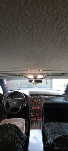 Mercedes E 230 1996, 383,000 km - 2.3 l - Bakı