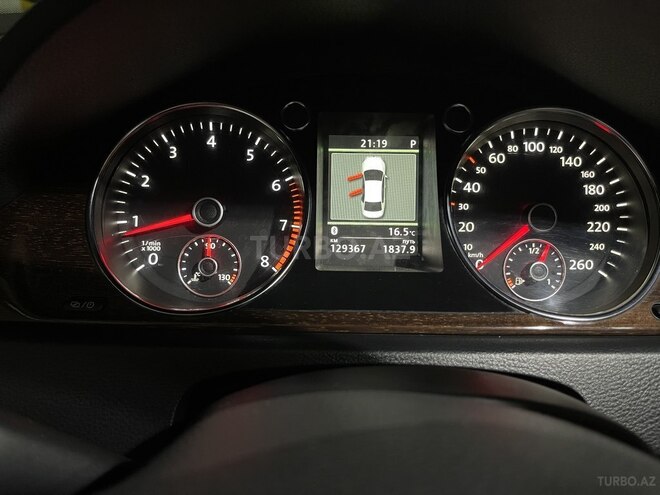 Volkswagen Passat 2014, 125,000 km - 1.8 л - Bakı