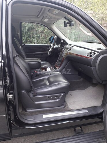 Cadillac Escalade 2012, 82,000 km - 6.2 l - Bakı