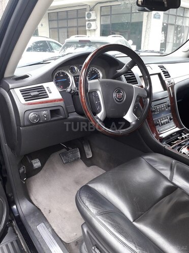 Cadillac Escalade 2012, 82,000 km - 6.2 l - Bakı
