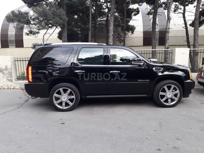 Cadillac Escalade 2012, 82,000 km - 6.2 l - Bakı