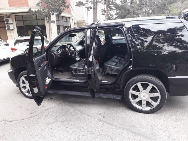 Cadillac Escalade 2012, 82,000 km - 6.2 l - Bakı
