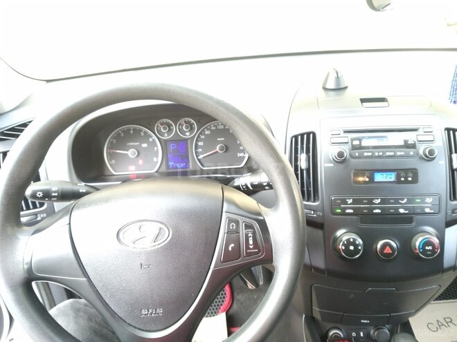 Hyundai i30 2009, 217,000 km - 1.6 l - Bakı
