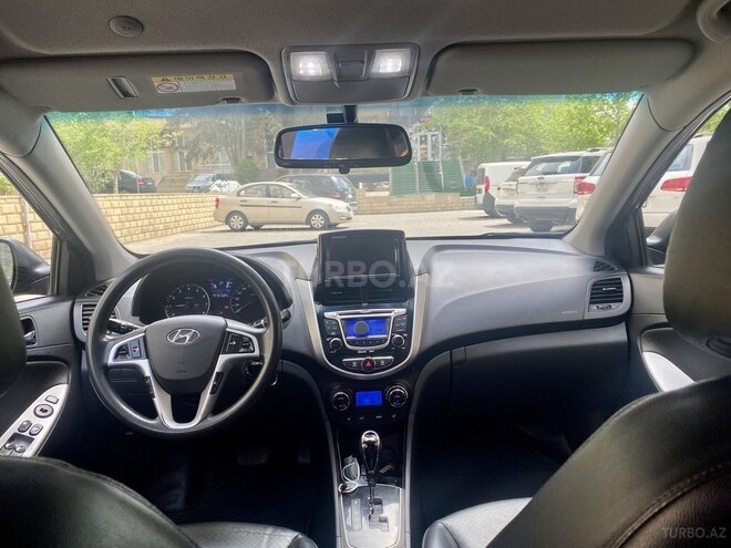 Hyundai Accent 2011, 175,000 km - 1.6 l - Bakı