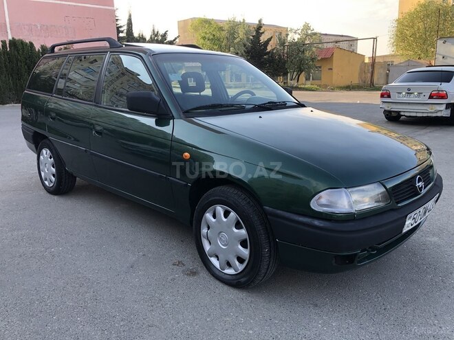 Opel Astra 1996, 350,000 km - 1.6 l - Sumqayıt