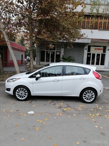 Ford Fiesta 2013, 120,000 km - 1.6 l - Bakı