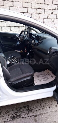 Ford Fiesta 2013, 120,000 km - 1.6 l - Bakı