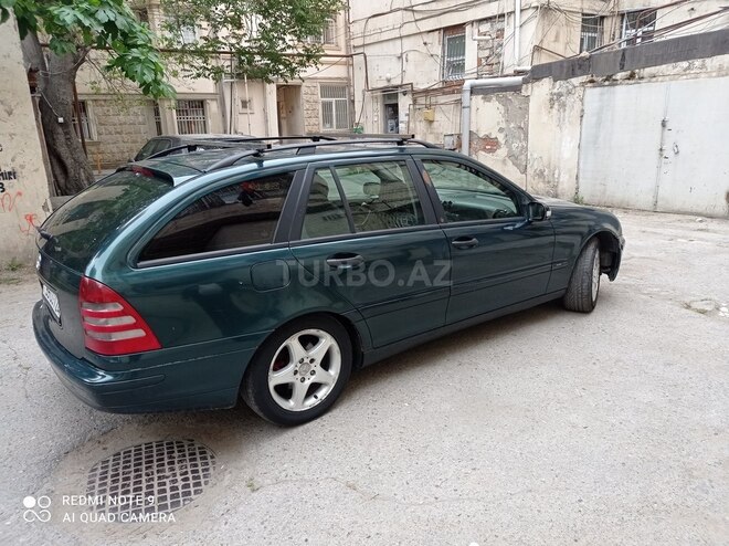 Mercedes C 220 2001, 395,000 km - 2.2 l - Bakı