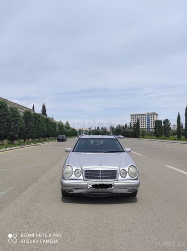Mercedes E 200 1998, 240,000 km - 2.0 l - Gəncə