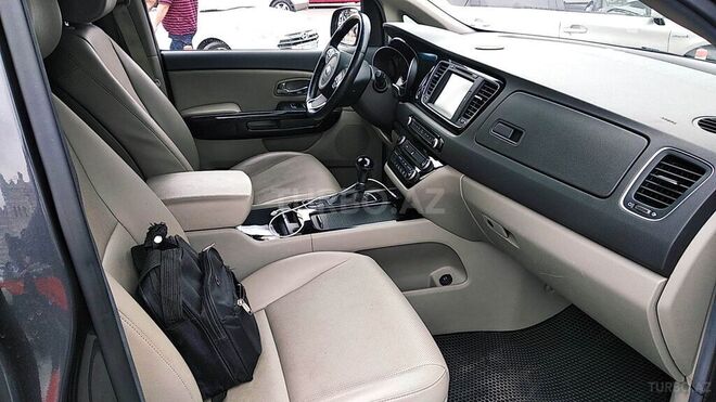 Kia Carnival 2015, 115,000 km - 2.2 l - Bakı
