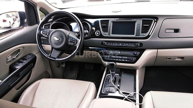 Kia Carnival 2015, 115,000 km - 2.2 l - Bakı
