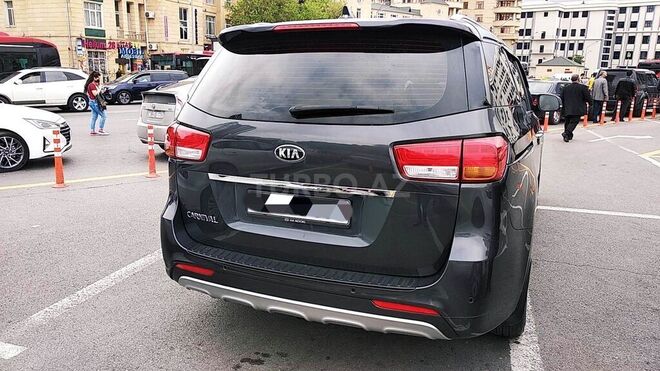 Kia Carnival 2015, 115,000 km - 2.2 l - Bakı