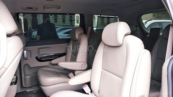 Kia Carnival 2015, 115,000 km - 2.2 l - Bakı