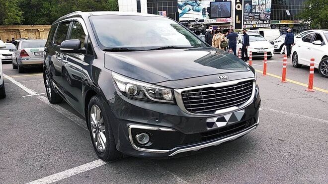 Kia Carnival 2015, 115,000 km - 2.2 l - Bakı