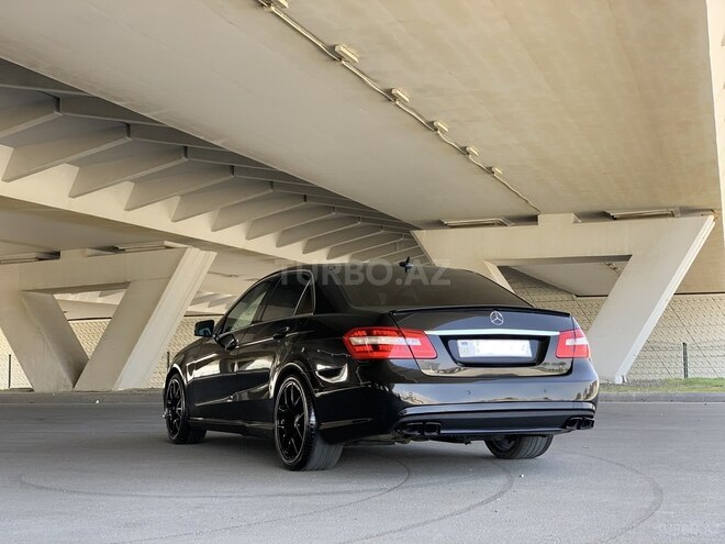 Mercedes E 220 2010, 255,000 km - 2.2 л - Bakı