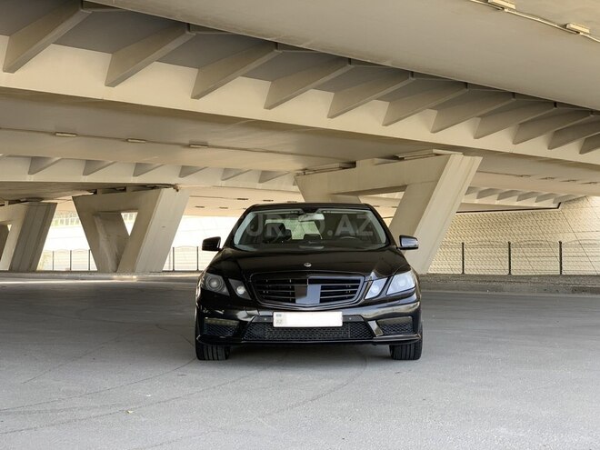 Mercedes E 220 2010, 255,000 km - 2.2 л - Bakı