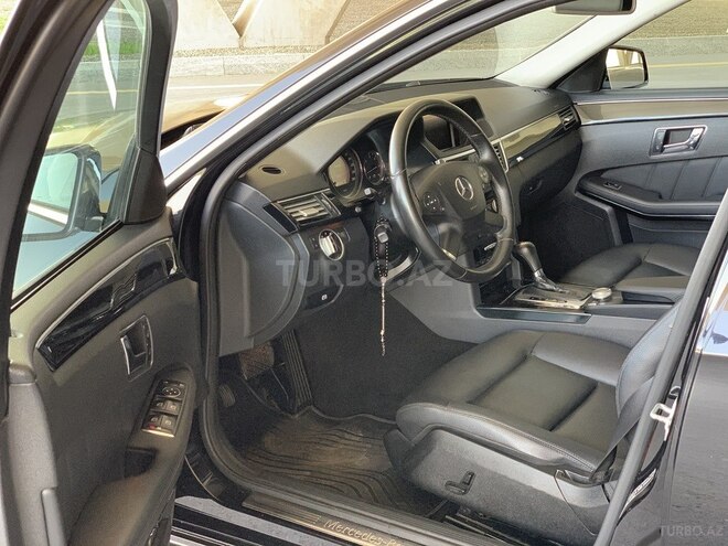 Mercedes E 220 2010, 255,000 km - 2.2 л - Bakı