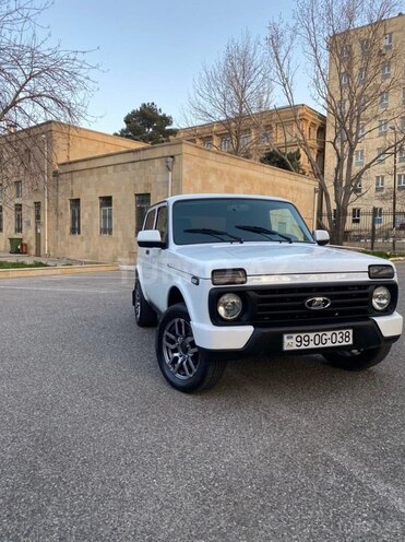 LADA (VAZ) Niva 2017, 104,000 km - 1.7 l - Bakı