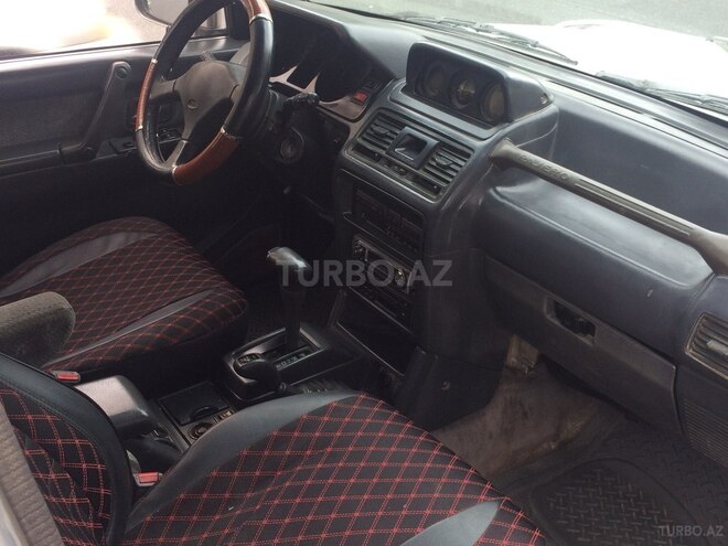 Mitsubishi Pajero 1994, 325,000 km - 2.8 l - Bakı