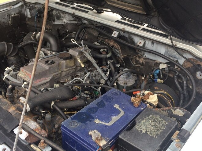 Mitsubishi Pajero 1994, 325,000 km - 2.8 l - Bakı