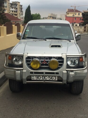 Mitsubishi Pajero 1994, 325,000 km - 2.8 l - Bakı