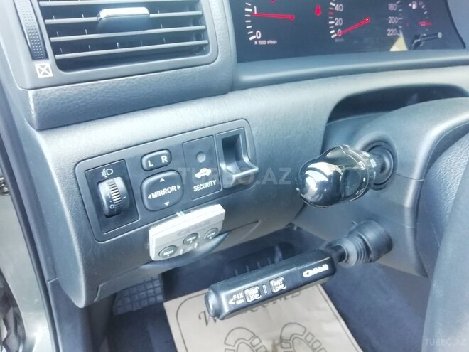 Toyota Corolla 2006, 182,500 km - 1.4 l - Bakı