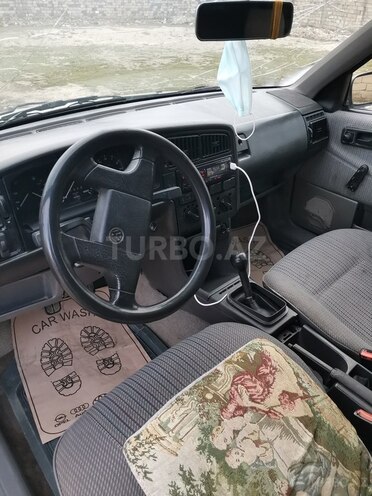 Volkswagen Passat 1992, 123,456 km - 1.8 л - Bakı
