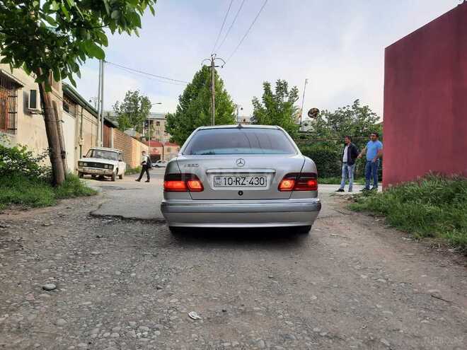 Mercedes E 280 1996, 205,869 km - 2.8 l - Gəncə