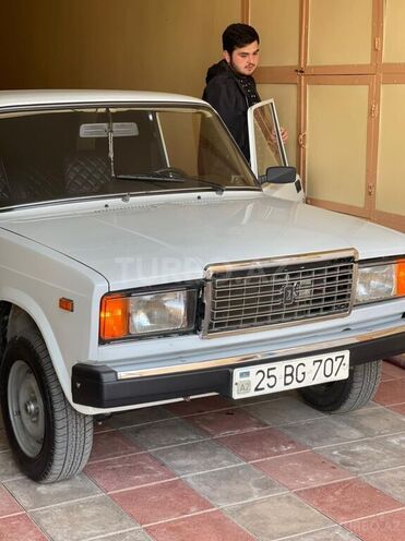 LADA (VAZ) 2107 2009, 35,000 km - 1.6 l - Qazax