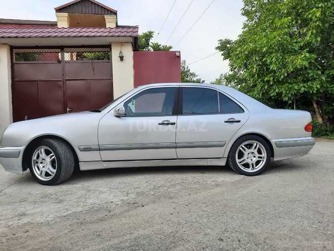 Mercedes E 280 1996, 205,869 km - 2.8 l - Gəncə