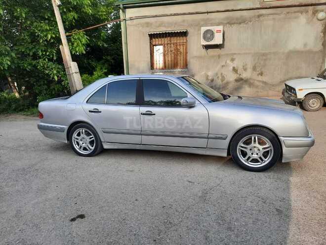 Mercedes E 280 1996, 205,869 km - 2.8 l - Gəncə