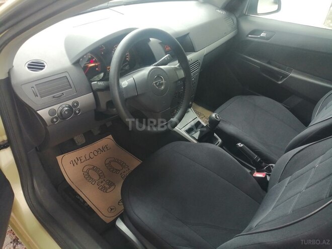 Opel Astra 2004, 131,000 km - 1.4 l - Bakı
