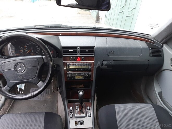 Mercedes C 180 1999, 380,000 km - 1.8 l - Bakı