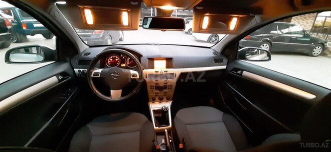 Opel Astra 2007, 199,000 km - 1.4 l - Gəncə
