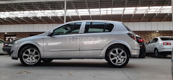 Opel Astra 2007, 199,000 km - 1.4 l - Gəncə