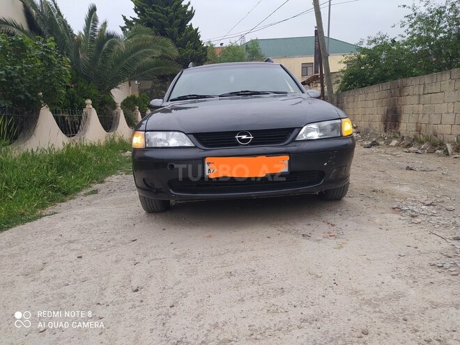 Opel Vectra 1997, 330,000 km - 1.8 л - Bakı