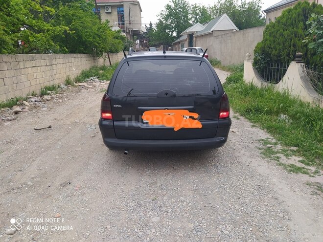 Opel Vectra 1997, 330,000 km - 1.8 л - Bakı
