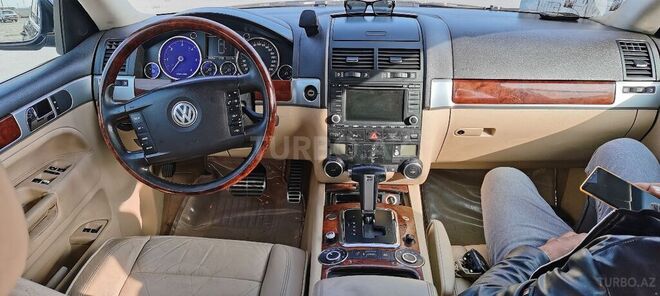 Volkswagen Touareg 2005, 211,000 km - 4.9 l - Bakı